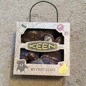 NIB Keen Mossy Oak Camo 18M Booties